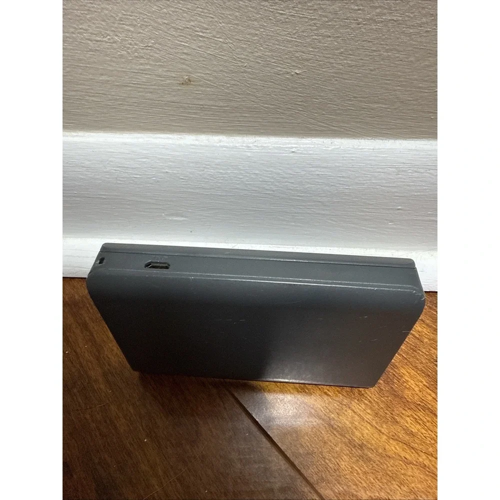 PNY T10400 Rechargeable Battery Pack USB Compatible Black Powerbank